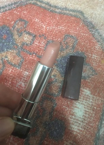 Maybelline Bordo Ruj - Görsel 3