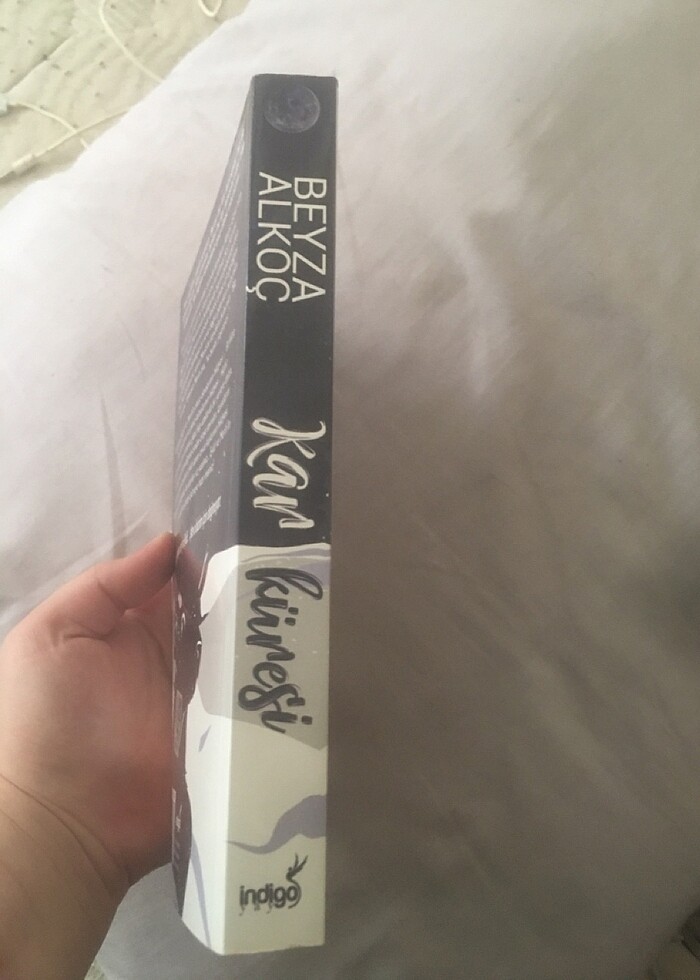 wattpad kar küresi beyaz alkoç kitap - Görsel 4