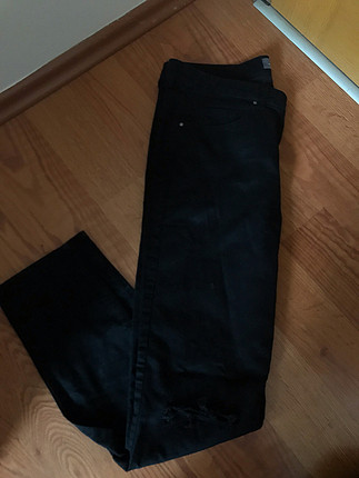 Siyah kot pantolon