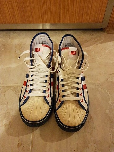 Basketbol ayakkabısı