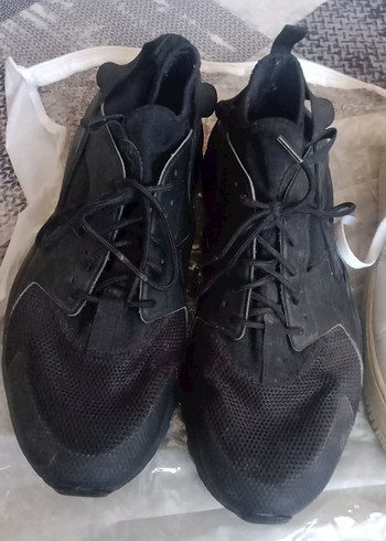 Nike Siyah Bağcıklı erkek Spor Ayakkabı