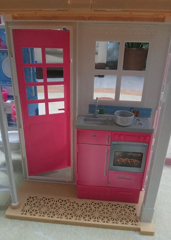 Barbie DVV47 portatif ev - Görsel 3