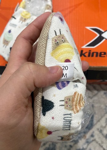 Baskılı kız erkek Bebek Örme Ev Botu - Görsel 4