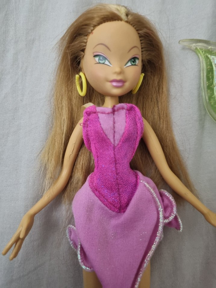winx Flora mattel - Görsel 4