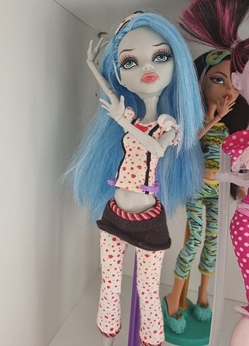 Monster high ghoulia 