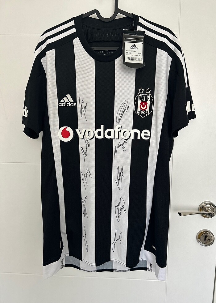 İmzalı Beşiktaş Forması - Görsel 2