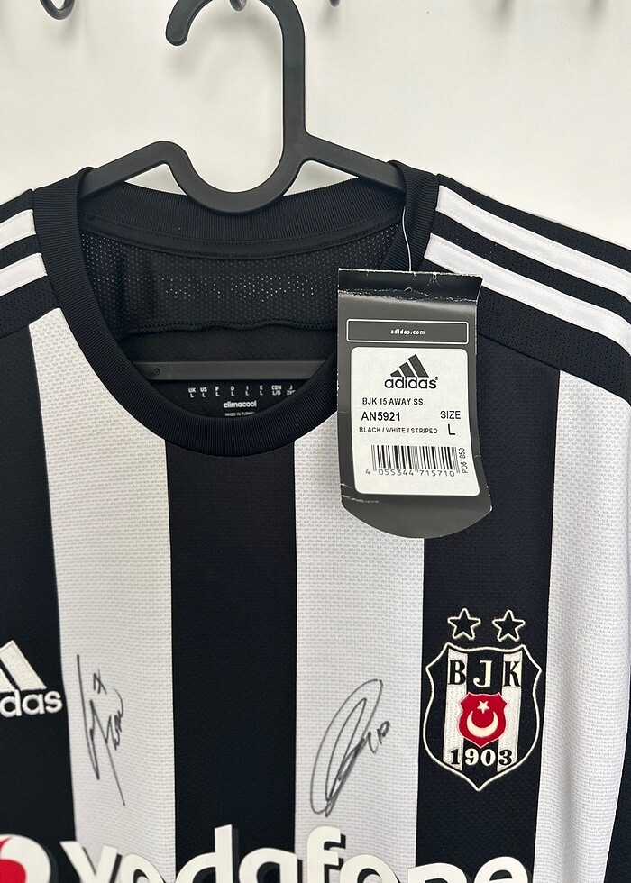 İmzalı Beşiktaş Forması - Görsel 3