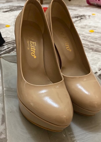 Bej Stiletto Topuklu Kadın Ayakkabı