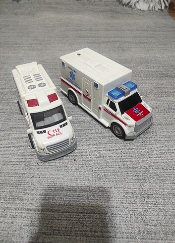 Ambulans oyuncak