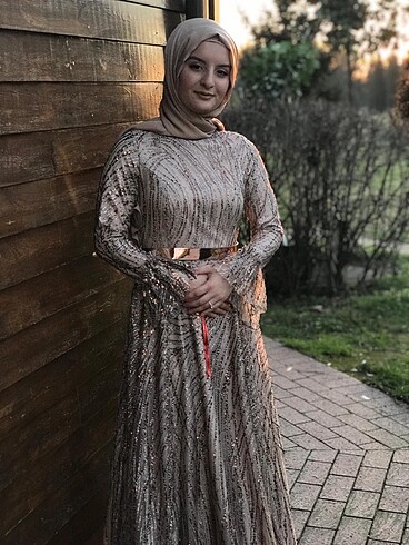 s Beden TESETTUR NİSAN ELBİSESİ