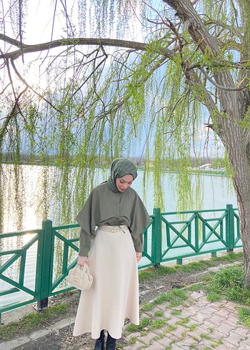 Zara Salaş Kesim Uzun krem Etek