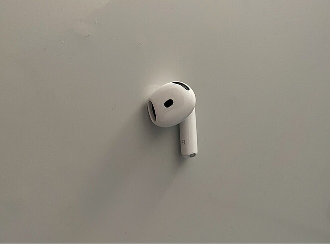 Airpods 4.nesil sağ orijinal