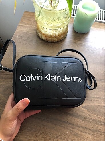  Beden Calvin Klein Çanta