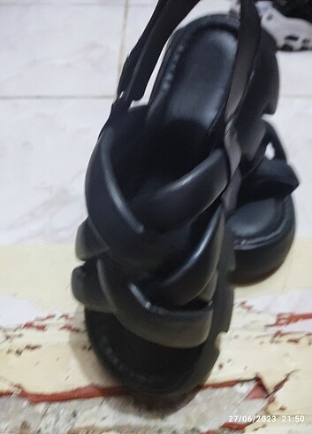 38 Beden siyah Renk Suni deri siyah sandalet