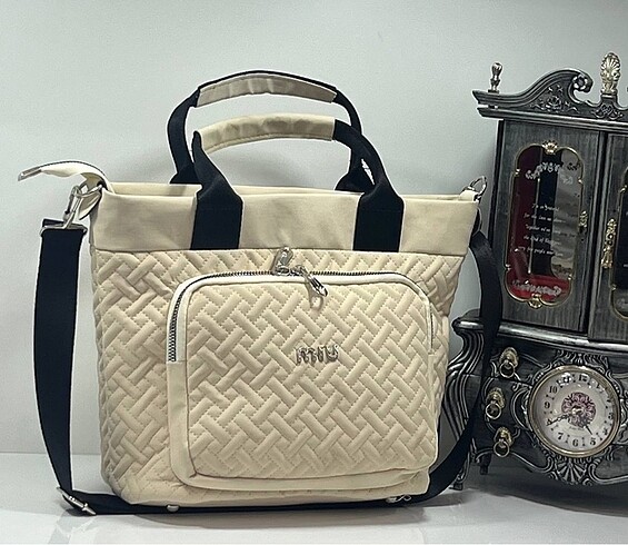 Beden NEW MODEL KOL ÇANTASI 30/25 cm boy Astarlı fermuar kapamal