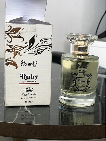 Homm marka Ruby parfüm