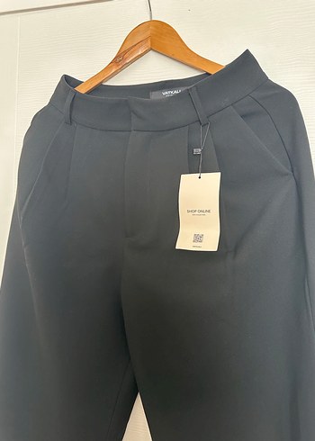 Siyah Kadın Kumaş Pantolon - Görsel 2