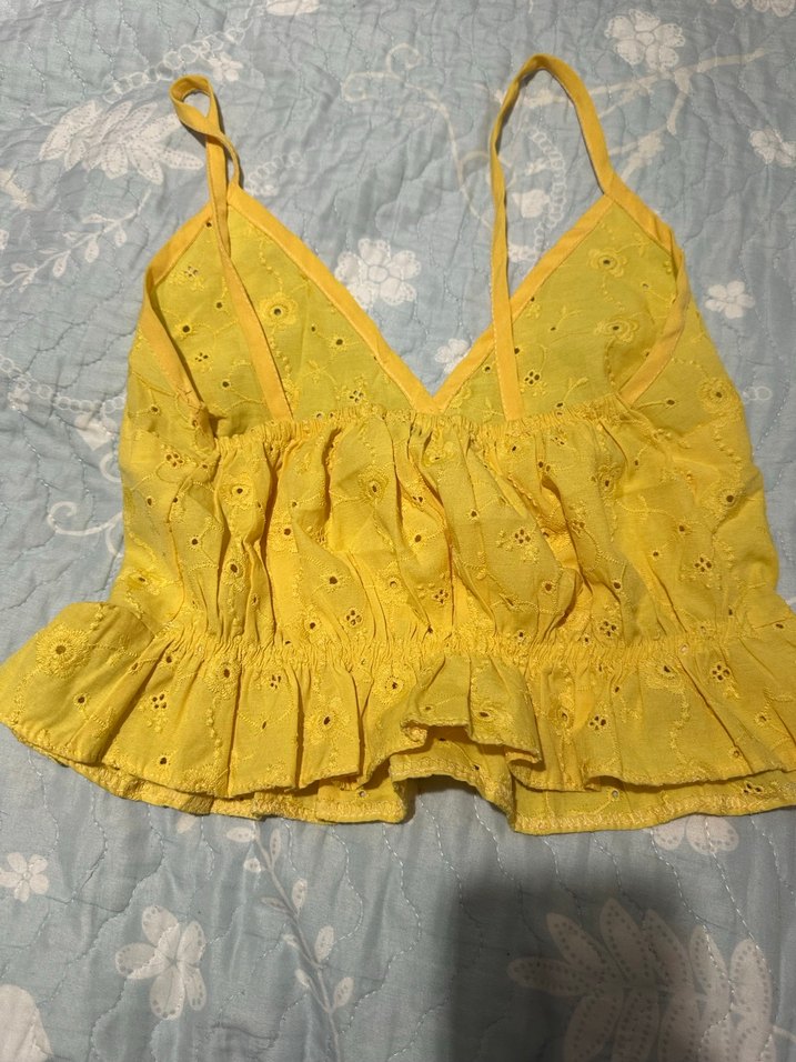 Sarı Nakışlı V Yaka Bluz - Görsel 3