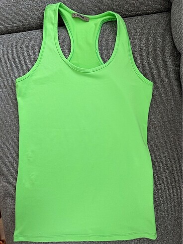 Yeşil spor üst halter yaka
