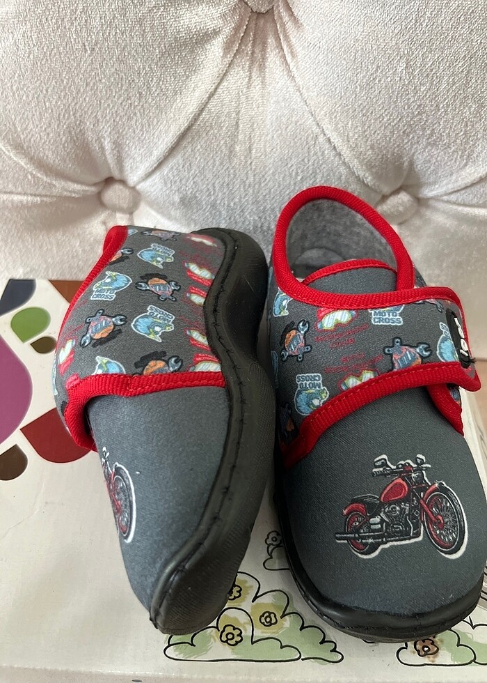 İgor 23 numara erkek çocuk panduf - Görsel 3