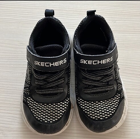 Skechers 26 numara ayakkabı