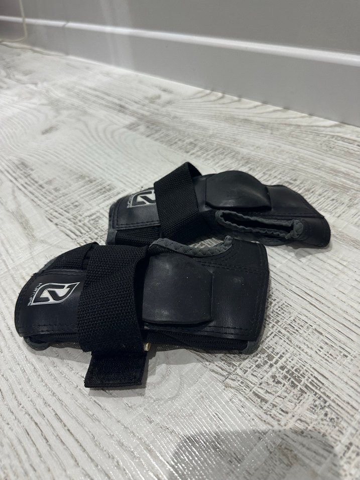 Paten / Kaykay Koruyucu set : bileklik, dizlik, dirseklik - Görsel 3