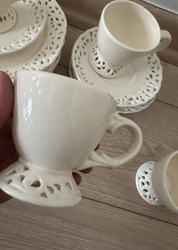 Beyaz Delikli Desenli Porselen Fincan Takımı trio fiyatı - Görsel 5