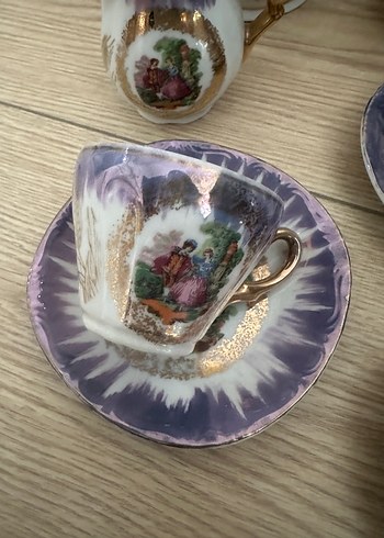 Avrupa Mor Tonlu Porselen Çay Seti - Görsel 2