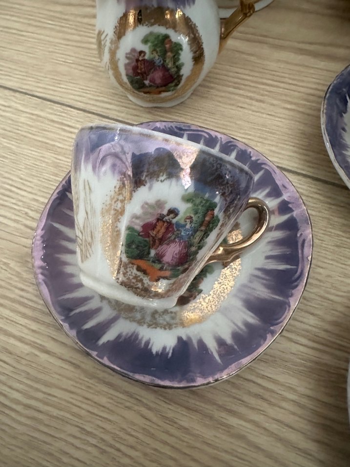 Avrupa Mor Tonlu Porselen Çay Seti - Görsel 2