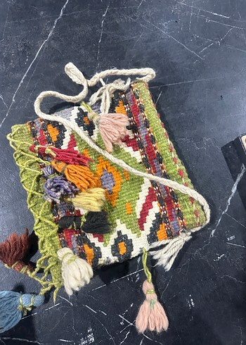 Etnik Desenli Püsküllü Bohem Çanta - Görsel 3