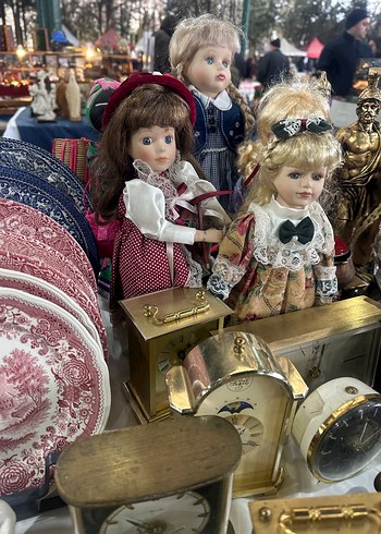 Çeşitli Desenli Beyaz Porselen Fincan Setleri - Görsel 10