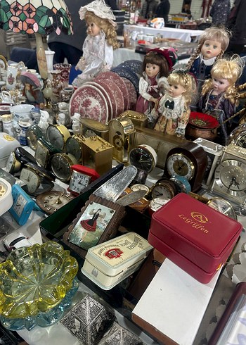 Çeşitli Desenli Beyaz Porselen Fincan Setleri - Görsel 9