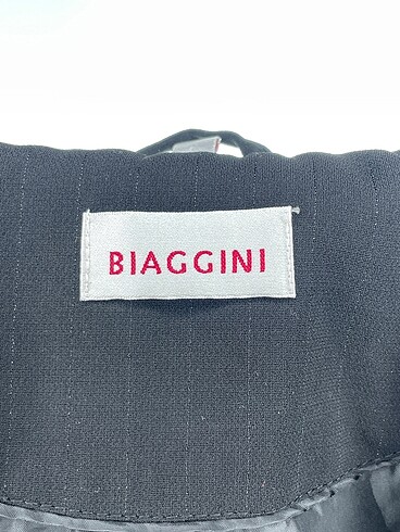 38 Beden siyah Renk PreLoved Blazer %70 İndirimli.
