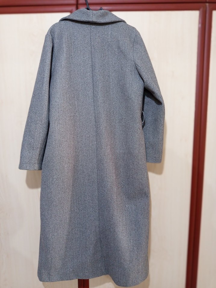 Gri Düğmeli Uzun Kaban - Görsel 3