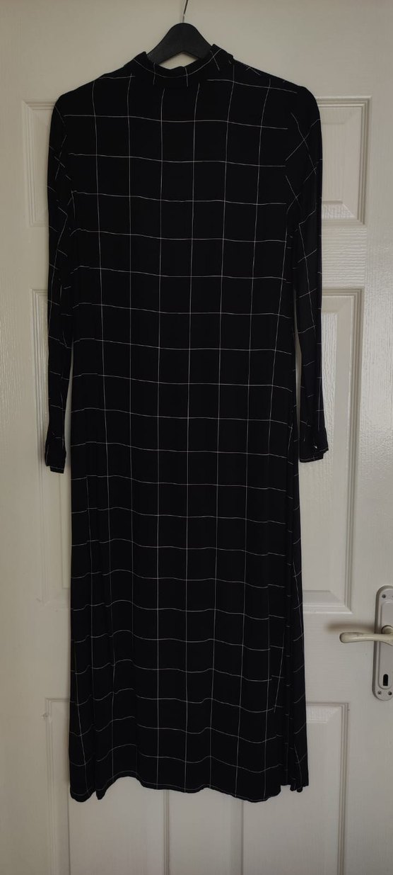 Siyah Ekoseli Uzun Elbise - Görsel 2