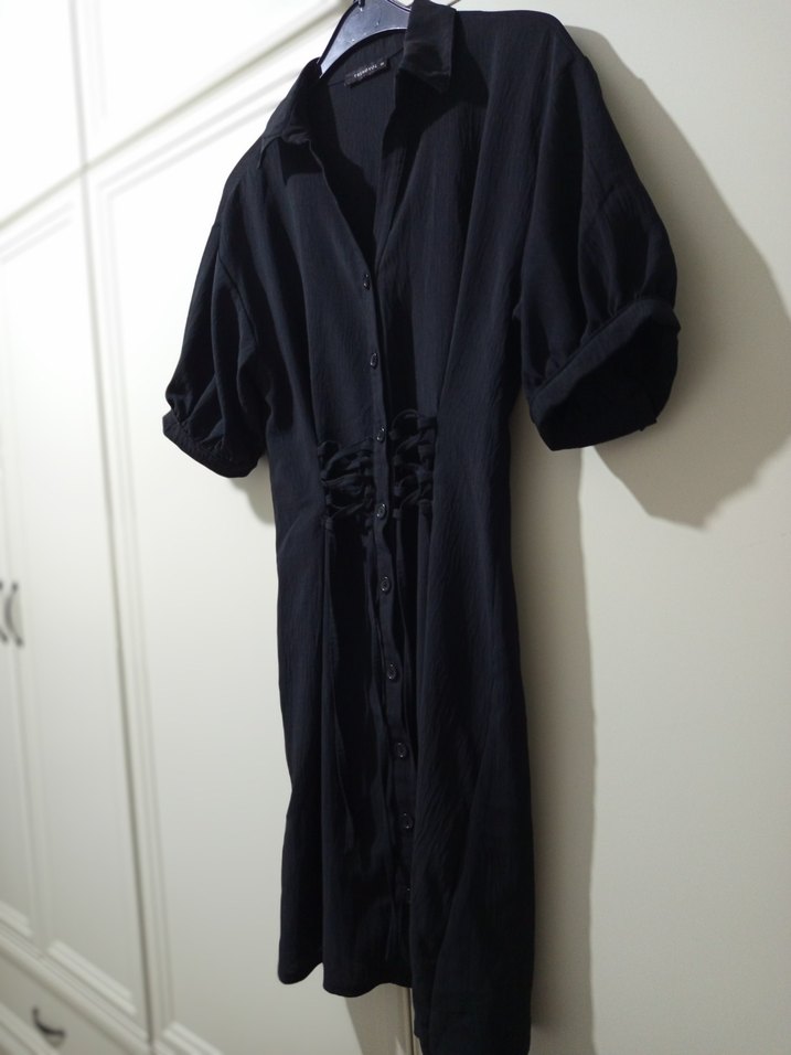 Düğmeli Siyah Midi Keten Elbise trendyol - Görsel 4