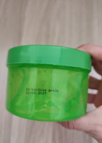 Beden Renk LIKE ME Aloe Vera Nemlendirici Jel 300ml