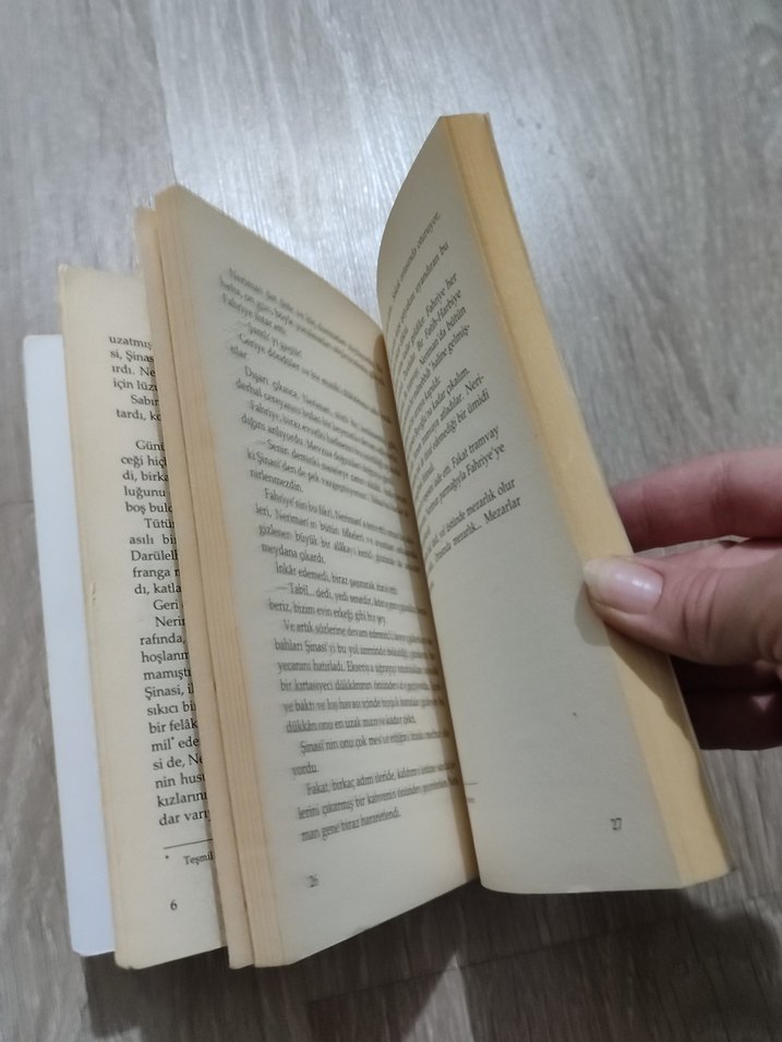 Fatih-Harbiye - Peyami Safa Romanı - Görsel 3