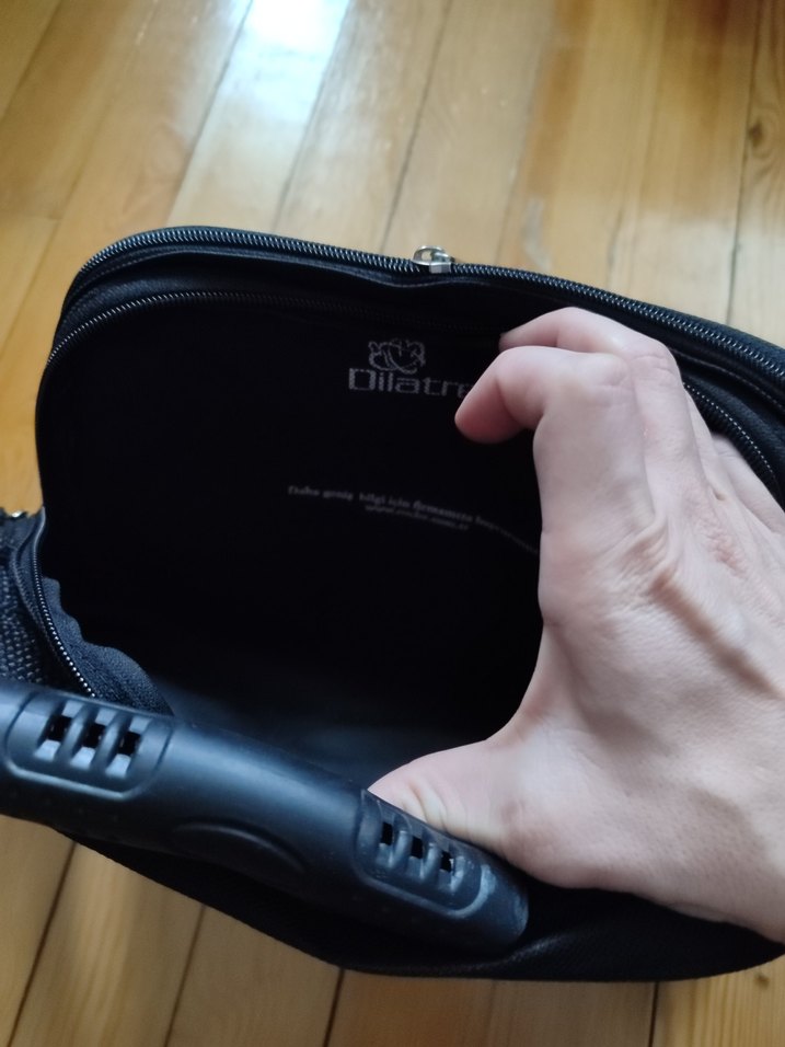 Erkek Siyah Askılı Omuz Çantası - Görsel 4