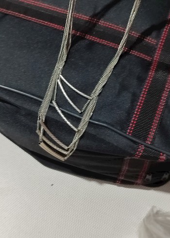 Gri Yılan Desenli Uzun Zincir Kolye - Görsel 4