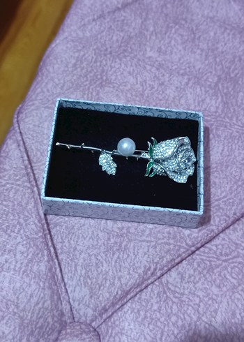 Işıltılı Beyaz Çiçekli Broş - Görsel 9