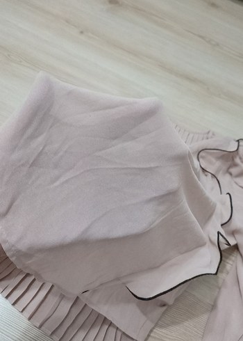 Bej Keten Kadın Bluz - Fırfırlı, Uzun Kollu - Görsel 4