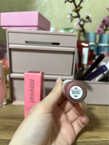 Benefit Benefit plush tint