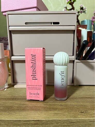 Benefit plush tint