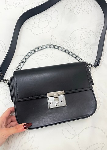 Zincir Detaylı Siyah Deri Kadın Çanta - Görsel 3