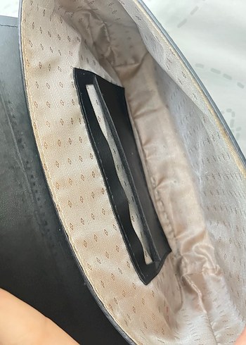 Zincir Detaylı Siyah Deri Kadın Çanta - Görsel 4