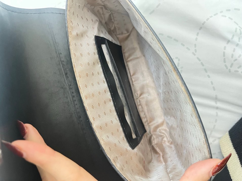 Zincir Detaylı Siyah Deri Kadın Çanta - Görsel 4