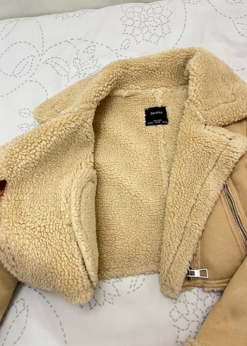 Bershka Bej Kürklü Kadın mont - Görsel 4