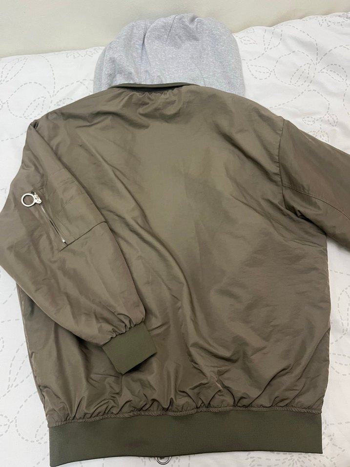 Gri Kapüşonlu Fermuarlı Kadın Ceket - Görsel 5