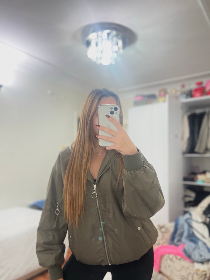 Gri Kapüşonlu Fermuarlı Kadın Ceket - Görsel 2